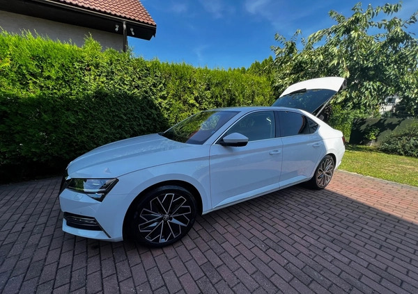 Skoda Superb cena 144900 przebieg: 56000, rok produkcji 2021 z Prudnik małe 92